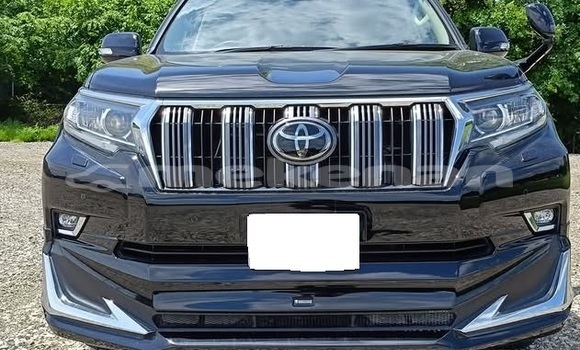 Buy Used Toyota Land Cruiser Prado Black Car in Armavir in Armavir