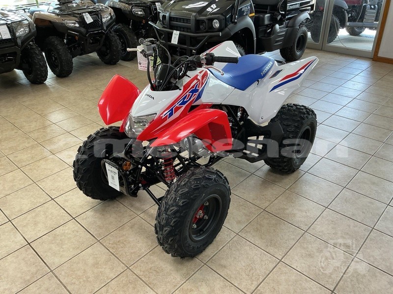 Big with watermark honda trx lori stepanavan 6242