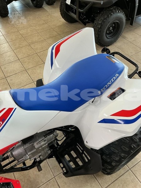 Big with watermark honda trx lori stepanavan 6242