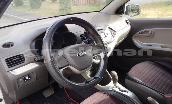 Buy Used Kia Picanto White Car in Yerevan in Yerevan Buy Used Kia Picanto White Car in Yerevan in Yerevan