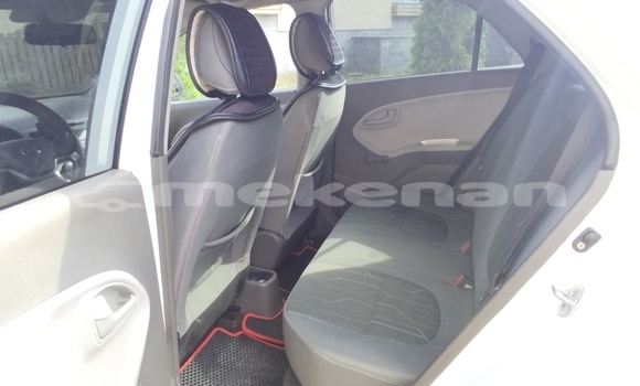 Buy Used Kia Picanto White Car in Yerevan in Yerevan Buy Used Kia Picanto White Car in Yerevan in Yerevan