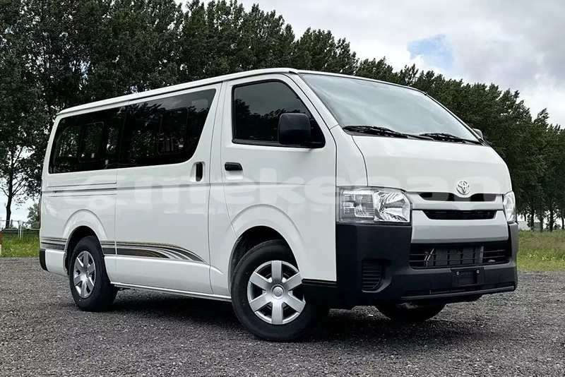 Big with watermark toyota hiace aragatsotn import dubai 6261