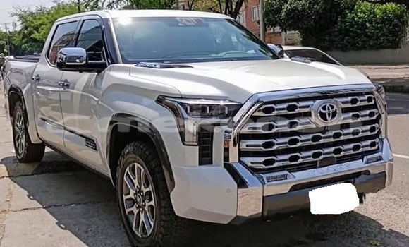 Buy Used Toyota Tundra White Car in Armavir in Armavir