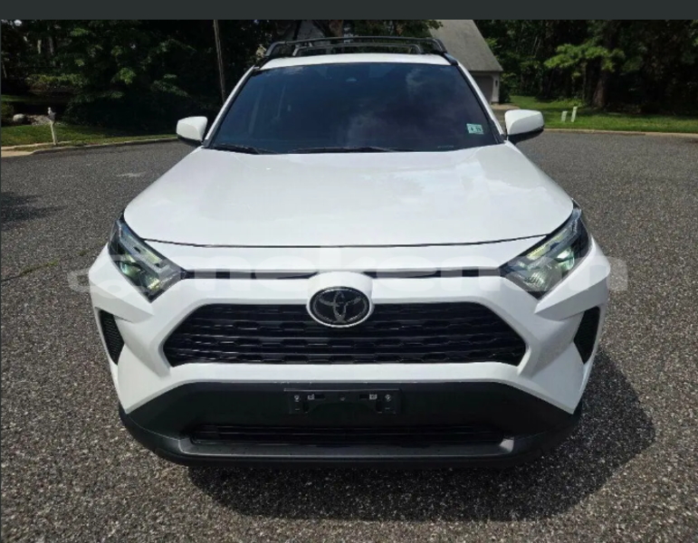 Big with watermark toyota rav4 lori akhtala 6267
