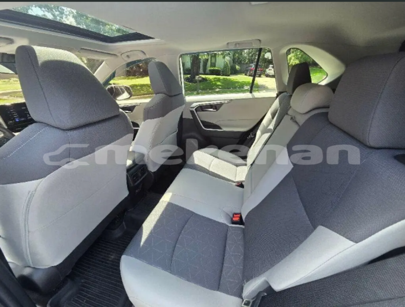 Big with watermark toyota rav4 lori akhtala 6267