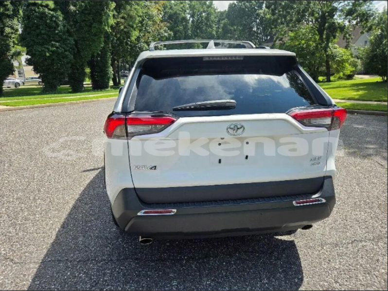 Big with watermark toyota rav4 lori akhtala 6267