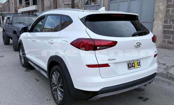 Buy Used Hyundai Tucson White Car in Ararat in Ararat Buy Used Hyundai Tucson White Car in Ararat in Ararat