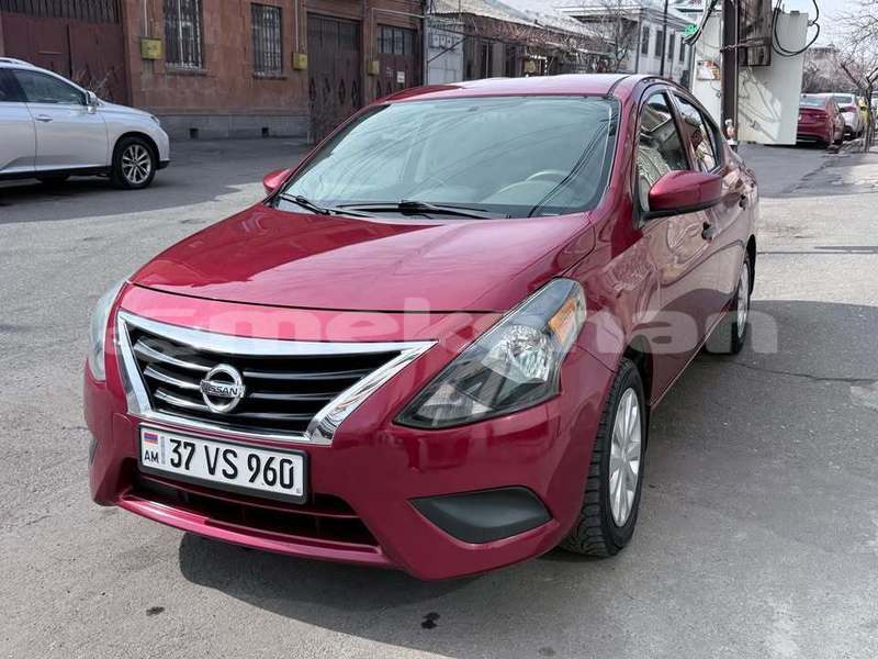 Big with watermark nissan versa lori akhtala 6341
