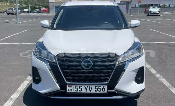 Buy Used Nissan Kix White Car in Angeghakot in Syunik