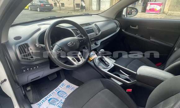 Buy Used Kia Sportage White Car in Artik in Shirak Buy Used Kia Sportage White Car in Artik in Shirak