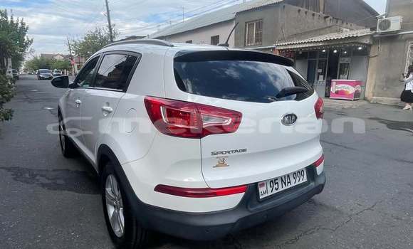 Buy Used Kia Sportage White Car in Artik in Shirak Buy Used Kia Sportage White Car in Artik in Shirak