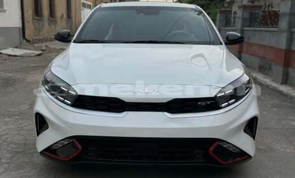 Buy Used Kia Cee'd GT White Car in Armavir in Armavir