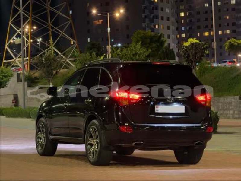 Big with watermark hyundai accent lori akhtala 6426