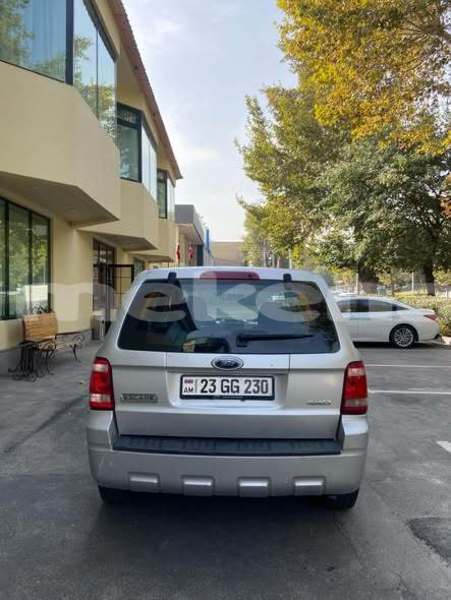 Big with watermark ford escape lori akhtala 6428
