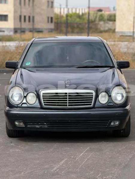 Big with watermark mercedes benz e200 lori alaverdi 6436