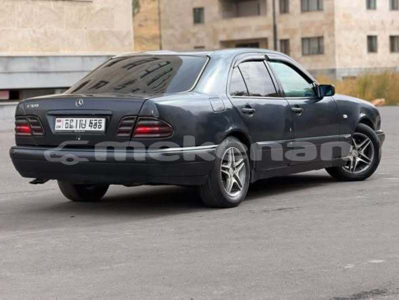 Big with watermark mercedes benz e200 lori alaverdi 6436