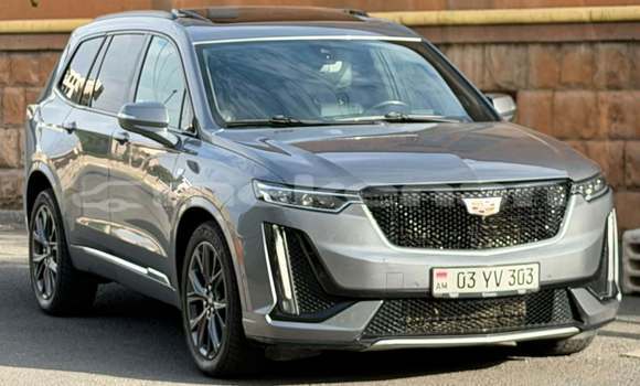 Buy Used Cadillac XT5 White Car in Yerevan in Yerevan