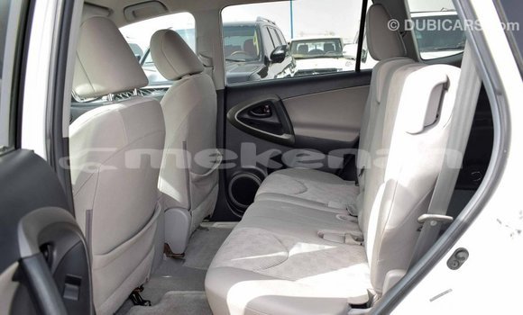 Buy Import Toyota 4Runner White Car in Import - Dubai in Aragatsotn Buy Import Toyota 4Runner White Car in Import - Dubai in Aragatsotn