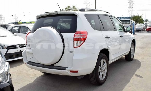 Buy Import Toyota 4Runner White Car in Import - Dubai in Aragatsotn Buy Import Toyota 4Runner White Car in Import - Dubai in Aragatsotn