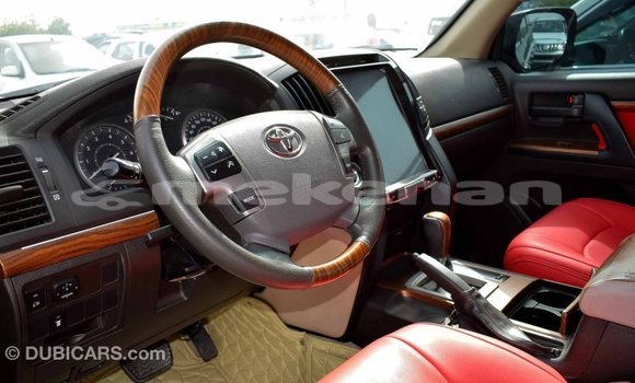 Buy Import Toyota Land Cruiser Black Car in Import - Dubai in Aragatsotn Buy Import Toyota Land Cruiser Black Car in Import - Dubai in Aragatsotn