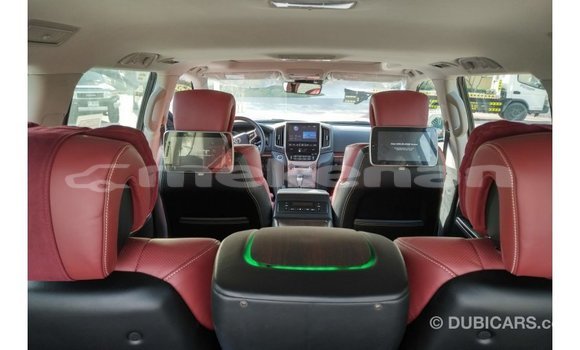 Buy Import Toyota Land Cruiser Black Car in Import - Dubai in Aragatsotn Buy Import Toyota Land Cruiser Black Car in Import - Dubai in Aragatsotn