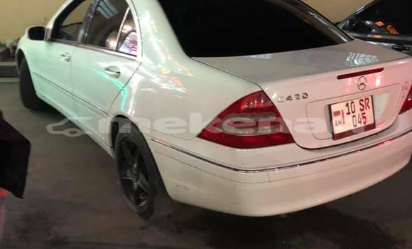 Buy Used Mercedes-Benz C-klasse White Car in Yerevan in Yerevan Buy Used Mercedes-Benz C-klasse White Car in Yerevan in Yerevan