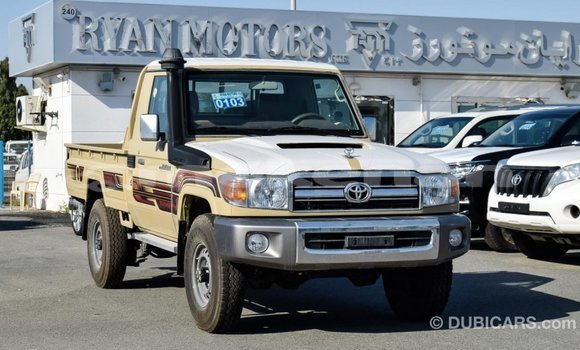 Buy Import Toyota Land Cruiser Beige Car in Import - Dubai in Aragatsotn Buy Import Toyota Land Cruiser Beige Car in Import - Dubai in Aragatsotn