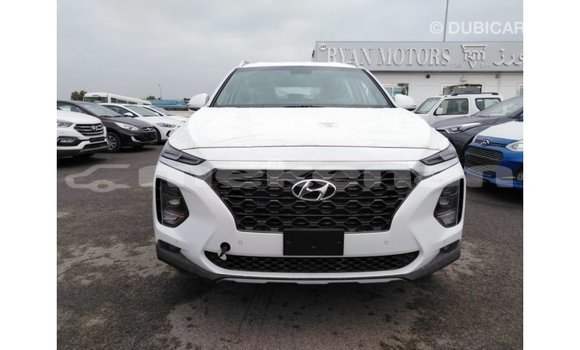 Buy Import Hyundai Santa Fe White Car in Import - Dubai in Aragatsotn Buy Import Hyundai Santa Fe White Car in Import - Dubai in Aragatsotn