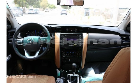 Buy Import Toyota Fortuner Black Car in Import - Dubai in Aragatsotn Buy Import Toyota Fortuner Black Car in Import - Dubai in Aragatsotn