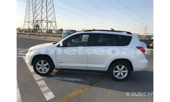 Buy Import Toyota 4Runner White Car in Import - Dubai in Aragatsotn Buy Import Toyota 4Runner White Car in Import - Dubai in Aragatsotn