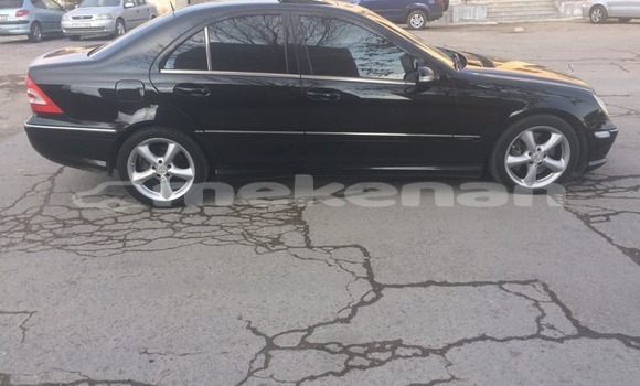 Buy Used Mercedes-Benz C-klasse Black Car in Yerevan in Yerevan Buy Used Mercedes-Benz C-klasse Black Car in Yerevan in Yerevan