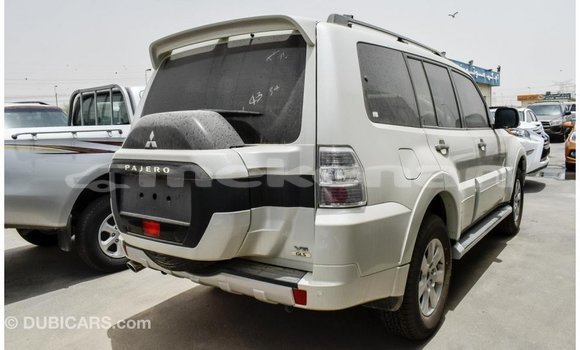 Buy Import Mitsubishi Pajero White Car in Import - Dubai in Aragatsotn Buy Import Mitsubishi Pajero White Car in Import - Dubai in Aragatsotn