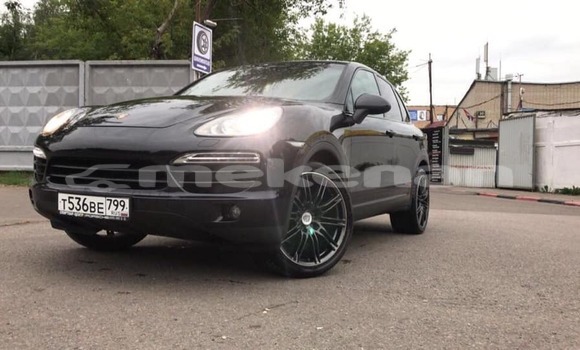 Buy Used Porsche Cayenne Black Car in Yerevan in Yerevan