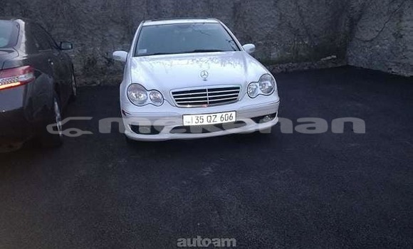 Buy Used Mercedes-Benz C–Class White Car in Yerevan in Yerevan Buy Used Mercedes-Benz C–Class White Car in Yerevan in Yerevan