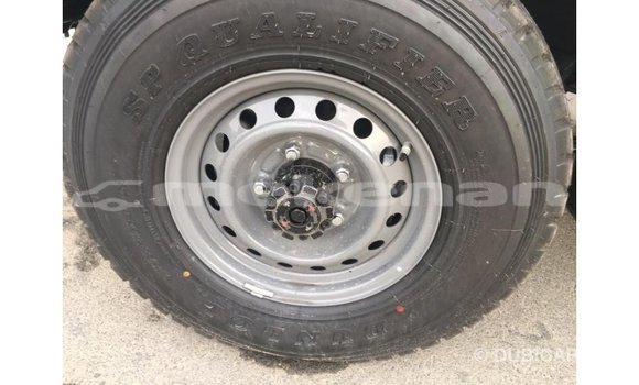 Buy Import Toyota Land Cruiser White Car in Import - Dubai in Aragatsotn Buy Import Toyota Land Cruiser White Car in Import - Dubai in Aragatsotn