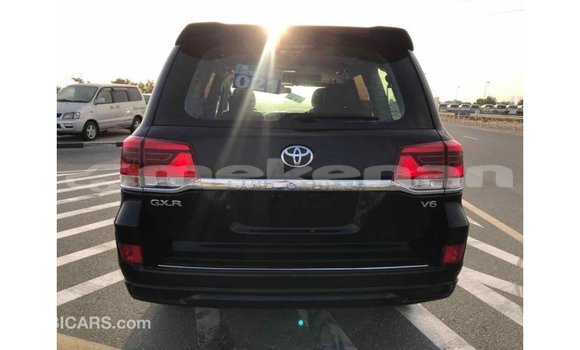 Buy Import Toyota Land Cruiser Black Car in Import - Dubai in Aragatsotn Buy Import Toyota Land Cruiser Black Car in Import - Dubai in Aragatsotn