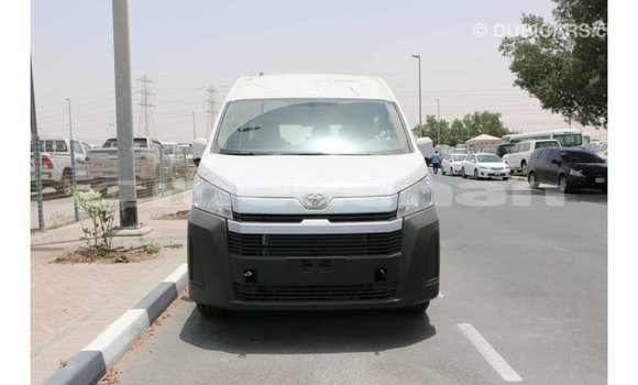 Buy Import Toyota Hiace White Car in Import - Dubai in Aragatsotn Buy Import Toyota Hiace White Car in Import - Dubai in Aragatsotn