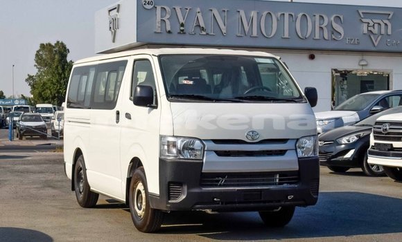 Buy Import Toyota Hiace White Car in Import - Dubai in Aragatsotn Buy Import Toyota Hiace White Car in Import - Dubai in Aragatsotn