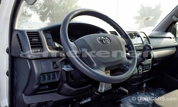 Buy Import Toyota Hiace White Car in Import - Dubai in Aragatsotn Buy Import Toyota Hiace White Car in Import - Dubai in Aragatsotn