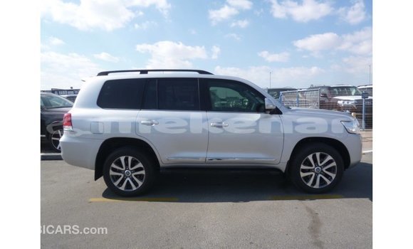 Buy Import Toyota Land Cruiser Other Car in Import - Dubai in Aragatsotn Buy Import Toyota Land Cruiser Other Car in Import - Dubai in Aragatsotn