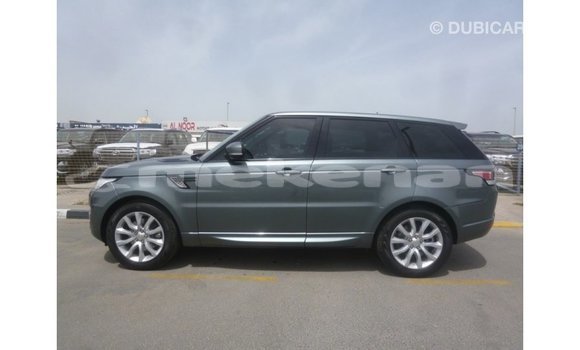 Buy Import Land Rover Range Rover Green Car in Import - Dubai in Aragatsotn Buy Import Land Rover Range Rover Green Car in Import - Dubai in Aragatsotn