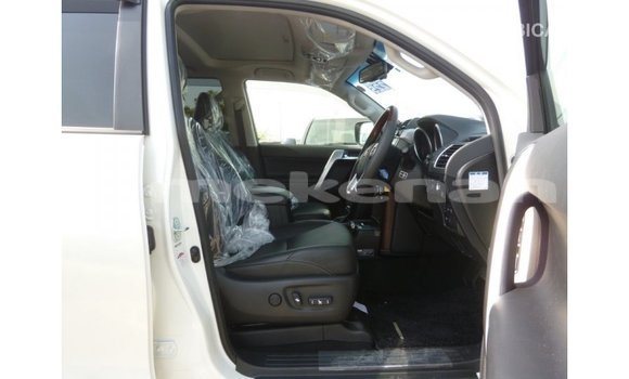 Buy Import Toyota Prado White Car in Import - Dubai in Aragatsotn Buy Import Toyota Prado White Car in Import - Dubai in Aragatsotn
