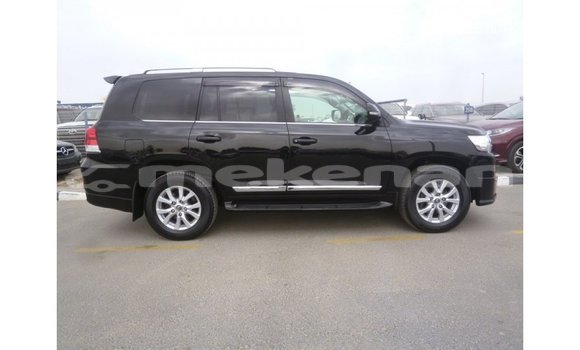 Buy Import Toyota Land Cruiser Black Car in Import - Dubai in Aragatsotn Buy Import Toyota Land Cruiser Black Car in Import - Dubai in Aragatsotn
