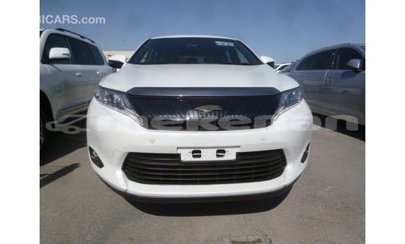 Buy Import Toyota Harrier White Car in Import - Dubai in Aragatsotn Buy Import Toyota Harrier White Car in Import - Dubai in Aragatsotn