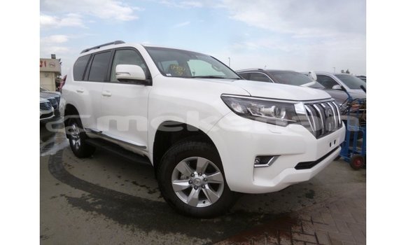 Buy Import Toyota Prado White Car in Import - Dubai in Aragatsotn Buy Import Toyota Prado White Car in Import - Dubai in Aragatsotn