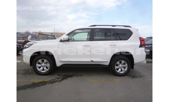 Buy Import Toyota Prado White Car in Import - Dubai in Aragatsotn Buy Import Toyota Prado White Car in Import - Dubai in Aragatsotn