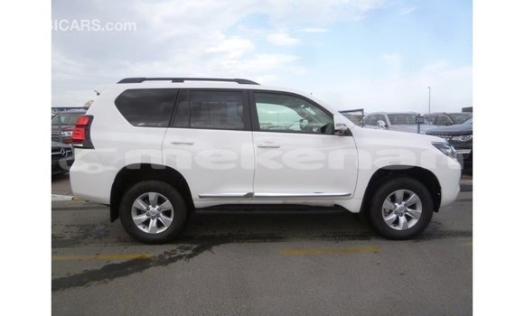Buy Import Toyota Prado White Car in Import - Dubai in Aragatsotn Buy Import Toyota Prado White Car in Import - Dubai in Aragatsotn