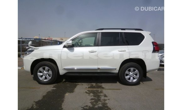Buy Import Toyota Prado White Car in Import - Dubai in Aragatsotn Buy Import Toyota Prado White Car in Import - Dubai in Aragatsotn