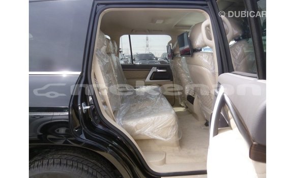 Buy Import Toyota Land Cruiser Black Car in Import - Dubai in Aragatsotn Buy Import Toyota Land Cruiser Black Car in Import - Dubai in Aragatsotn