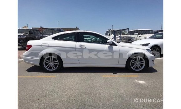 Buy Import Mercedes-Benz 190 White Car in Import - Dubai in Aragatsotn Buy Import Mercedes-Benz 190 White Car in Import - Dubai in Aragatsotn